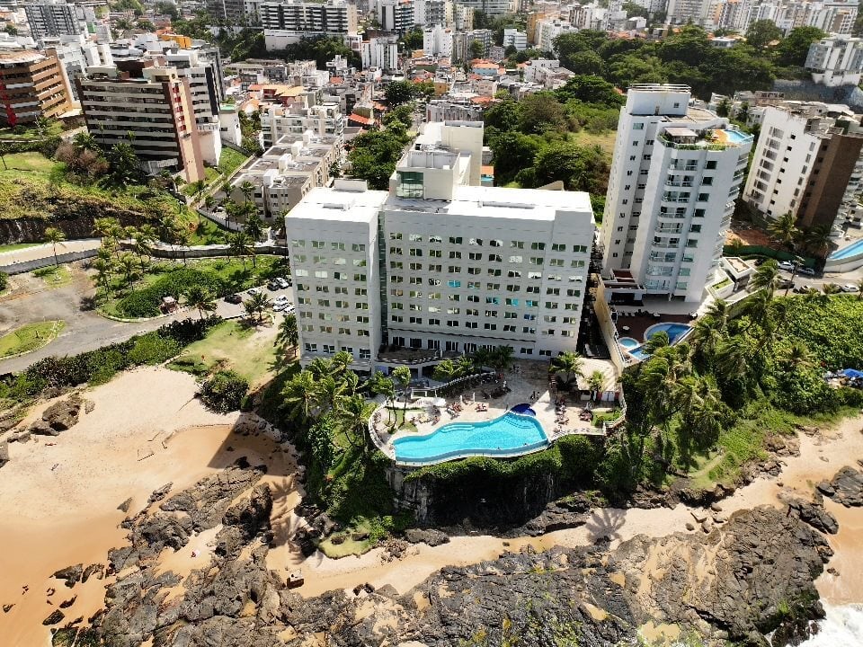 Hotel MERCURE SALVADOR RIO VERMELHO