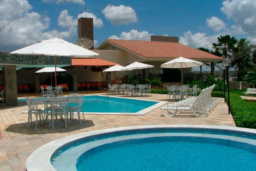 Três Palmeiras Hotel